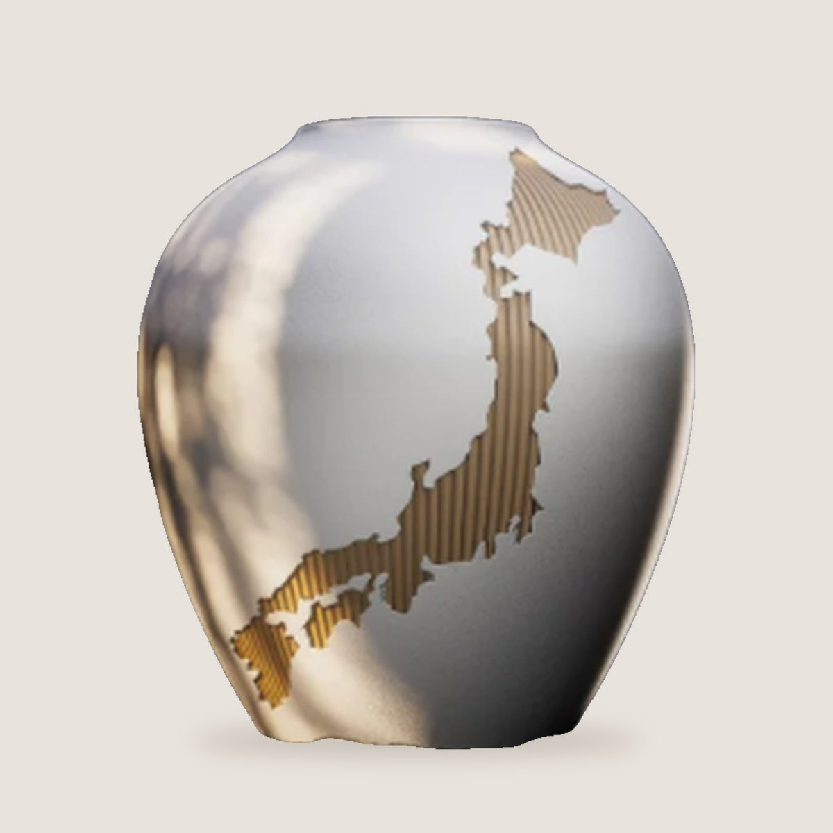 Kintsu Nihon kintsugi vaas wit met karamel eiland Japan